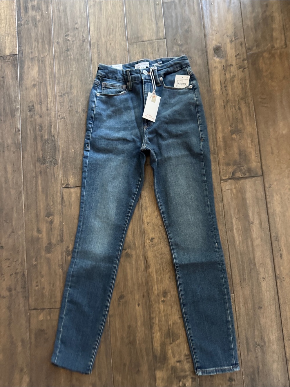 GOOD AMERICAN Good Legs Skinny Jeans - Picture 5 of 7
